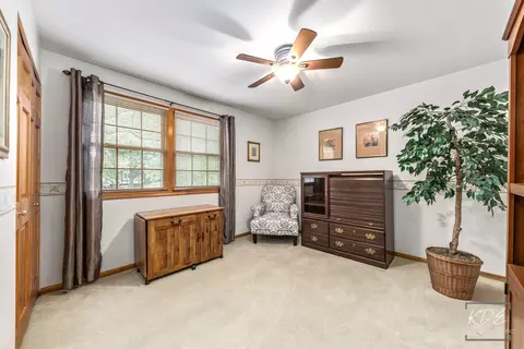 Bedroom - 1517 Hampton Ct, Naperville, IL 60565 photo 3 of 5