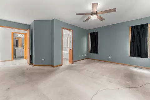 Bedroom - 230 Lakeview Ct, Steger, IL 60475 photo 1 of 6