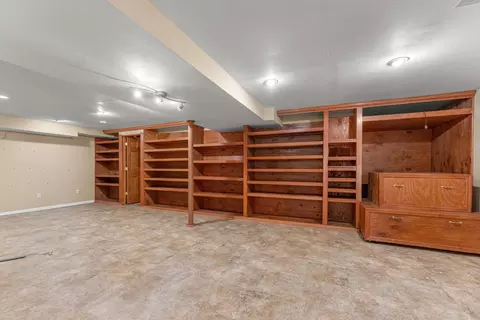 Other - 230 Lakeview Ct, Steger, IL 60475 photo 7 of 8