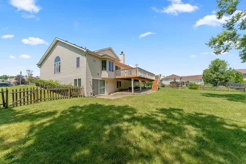Exterior - 230 Lakeview Ct, Steger, IL 60475 photo 5 of 8