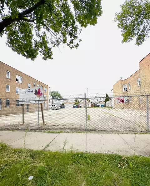 4918-22 W Diversey Ave, Chicago, IL 60639
