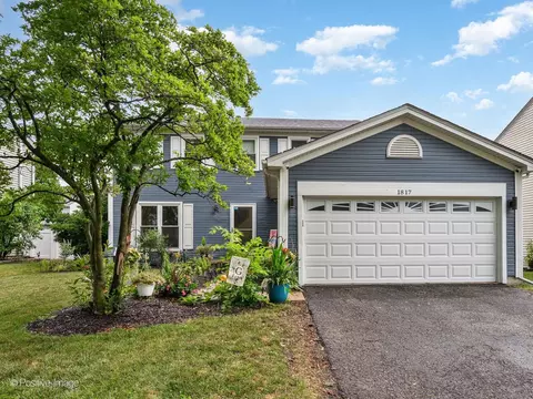 1817 Longboat Dr, Elk Grove Village, IL 60007