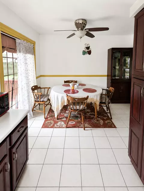 Dining - 2295 177th St, Lansing, IL 60438 photo 2 of 2