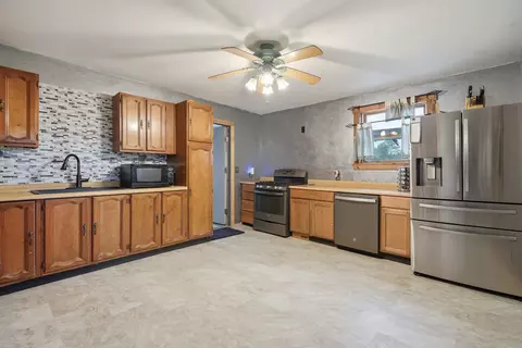 Kitchen - 402 S 1st St, Alpha, IL 61413 photo 1 of 3
