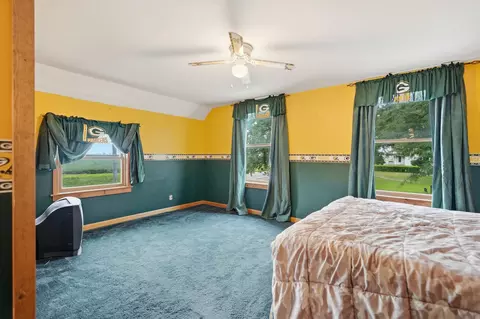 Bedroom - 402 S 1st St, Alpha, IL 61413 photo 4 of 5