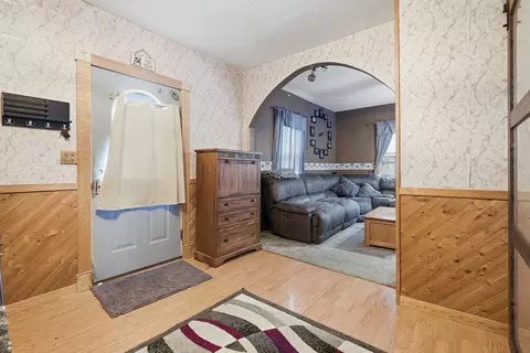 Entry Way - 402 S 1st St, Alpha, IL 61413 photo 1 of 2