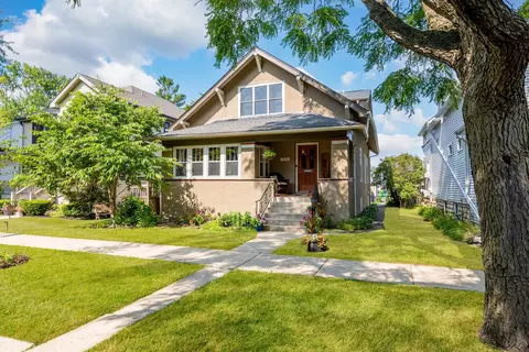 1011 Thomas Ave, Forest Park, IL 60130