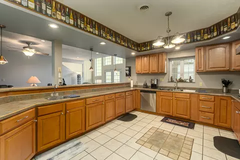 Kitchen - 4600 Ava Rd, Murphysboro, IL 62966 photo 1 of 8