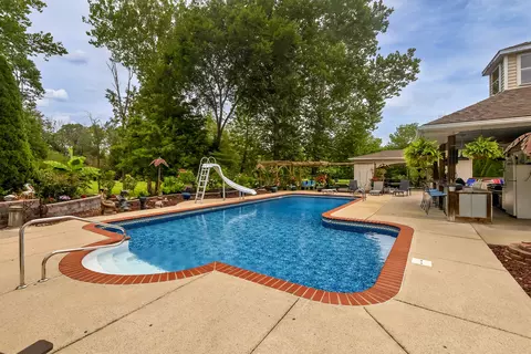 Exterior - 4600 Ava Rd, Murphysboro, IL 62966 photo 9 of 25