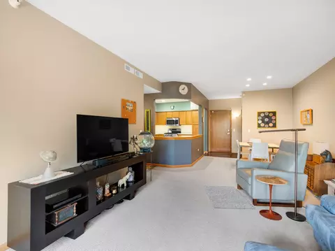 Living - 1675 Mill St #506, Des Plaines, IL 60016 photo 3 of 3