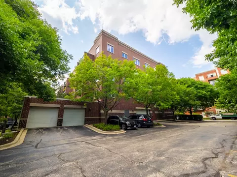 Exterior - 1675 Mill St #506, Des Plaines, IL 60016 photo 4 of 5