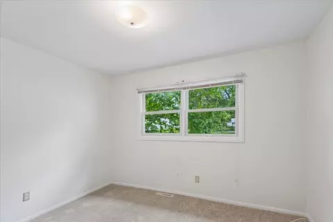 Bedroom - 1631 Park St, Mchenry, IL 60050 photo 2 of 5