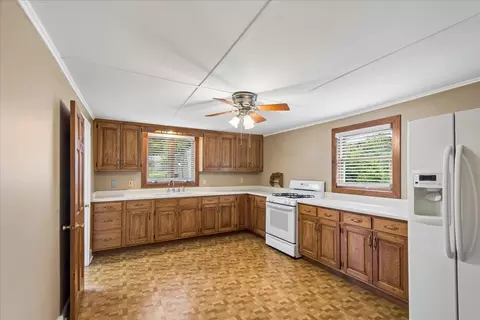 Kitchen - 1631 Park St, Mchenry, IL 60050 photo 1 of 1