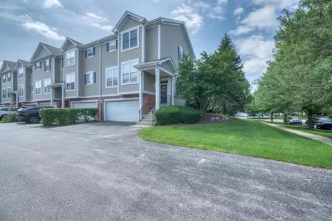 Other - 567 Declaration Ln, Aurora, IL 60502 photo 1 of 5