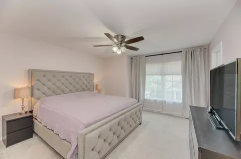 Bedroom - 567 Declaration Ln, Aurora, IL 60502 photo 1 of 4