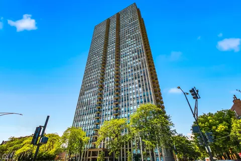 1660 N La Salle Dr #2608, Chicago, IL 60614