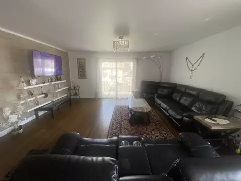 Living - 9581 Dee Rd #2L, Des Plaines, IL 60016 photo 1 of 4