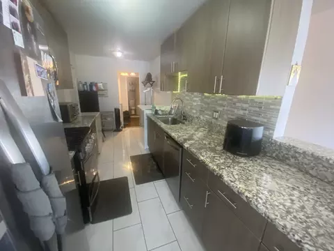 Kitchen - 9581 Dee Rd #2L, Des Plaines, IL 60016 photo 2 of 6