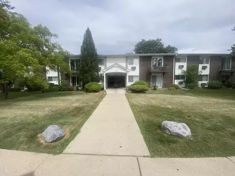 Exterior - 9581 Dee Rd #2L, Des Plaines, IL 60016 photo 1 of 7