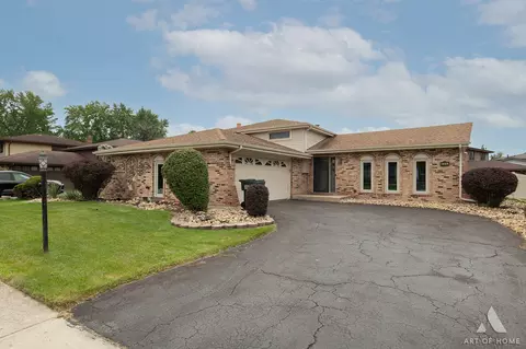 444 S Dorchester Ave, Glenwood, IL 60425