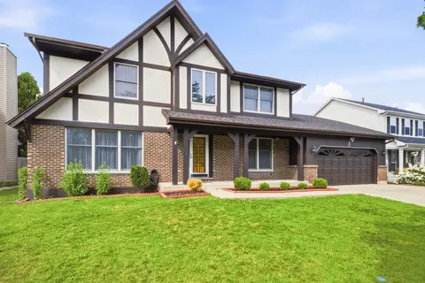 356 Yorkshire Dr, Mundelein, IL 60060