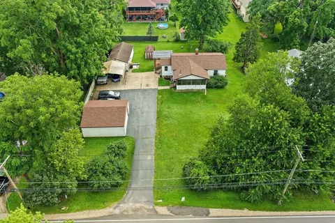 809 Washington St, Woodstock, IL 60098
