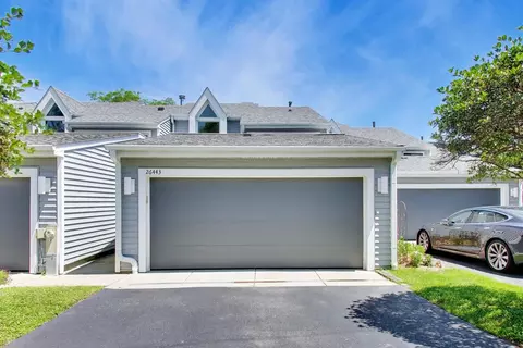 26443 N Ridge Ct, Mundelein, IL 60060