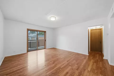 Living - 6441 W Pershing Rd #104, Stickney, IL 60402 photo 1 of 6