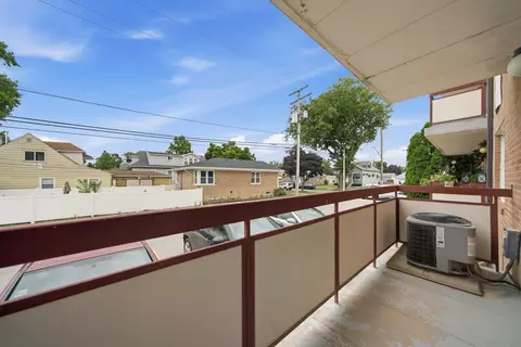 Exterior - 6441 W Pershing Rd #104, Stickney, IL 60402 photo 2 of 5