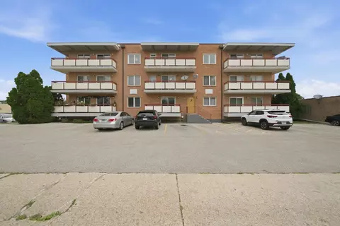 Exterior - 6441 W Pershing Rd #104, Stickney, IL 60402 photo 1 of 5