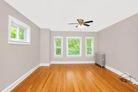 Living - 1504 Pitner Ave, Evanston, IL 60201 photo 3 of 7