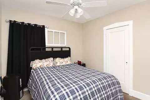 Bedroom - 1504 Pitner Ave, Evanston, IL 60201 photo 2 of 8