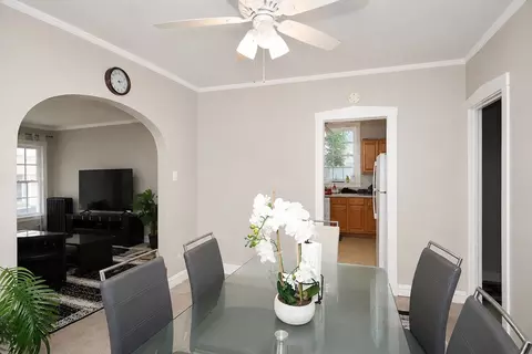 Dining - 1504 Pitner Ave, Evanston, IL 60201 photo 2 of 2