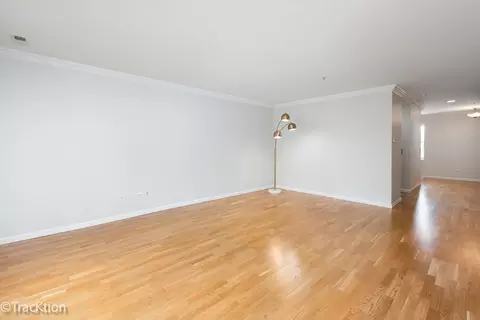 Living - 57 E Hattendorf Ave #210, Roselle, IL 60172 photo 4 of 4