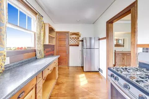 Kitchen - 808 N Spring St #808, Elgin, IL 60120 photo 3 of 3