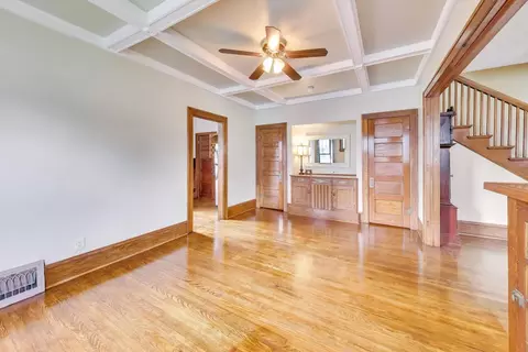 Living - 808 N Spring St #808, Elgin, IL 60120 photo 4 of 5