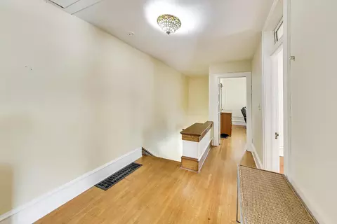 Entry Way - 808 N Spring St #808, Elgin, IL 60120 photo 1 of 1