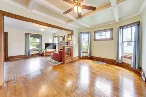 Living - 808 N Spring St #808, Elgin, IL 60120 photo 5 of 5