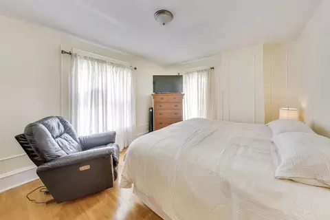 Bedroom - 808 N Spring St #808, Elgin, IL 60120 photo 1 of 6