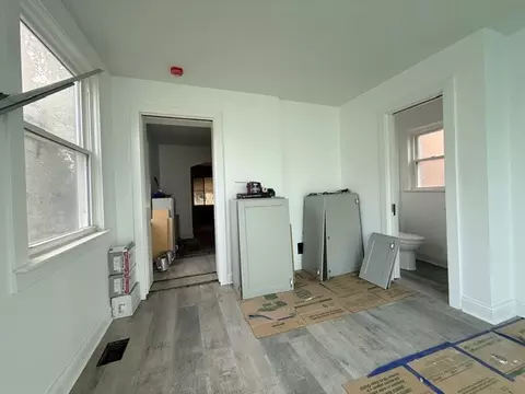 Entry Way - 2007 S 23rd Ave, Broadview, IL 60155 photo 1 of 4