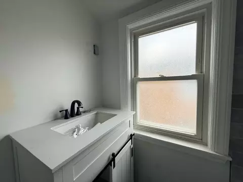 Bath - 2007 S 23rd Ave, Broadview, IL 60155 photo 6 of 6