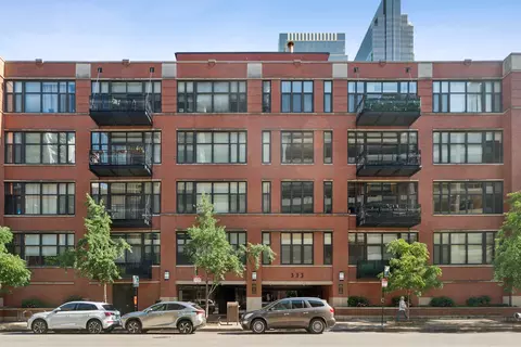 333 W Hubbard St #709, Chicago, IL 60654