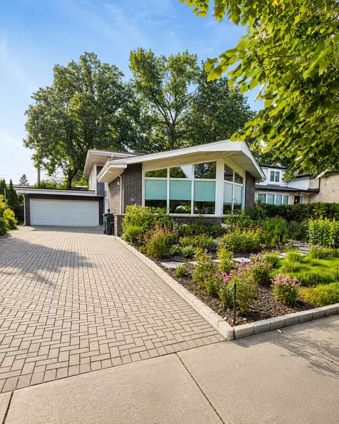 3950 Enfield Ave, Skokie, IL 60076