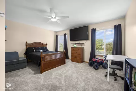 Bedroom - 3105 Twin Falls Dr, Plainfield, IL 60586 photo 3 of 6