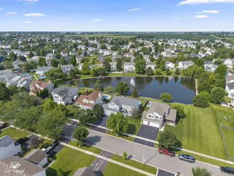 View/Area - 3105 Twin Falls Dr, Plainfield, IL 60586 photo 7 of 7