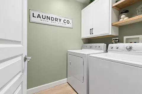 Other - 1021 Crane Pt, Elgin, IL 60124 photo 2 of 3