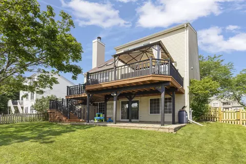Exterior - 422 Cardinal Dr, Bartlett, IL 60103 photo 4 of 6