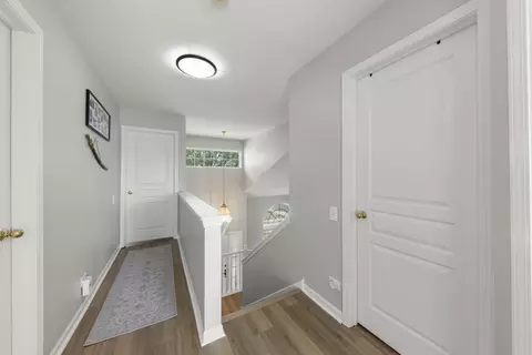 Entry Way - 422 Cardinal Dr, Bartlett, IL 60103 photo 1 of 1