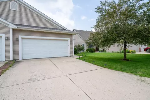 Exterior - 2915 E Raab Rd, Normal, IL 61761 photo 2 of 8