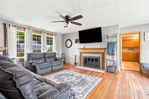 Living - 307 E Main St, Atkinson, IL 61235 photo 1 of 2